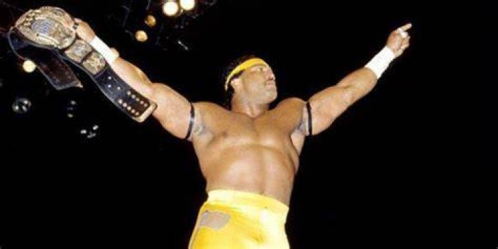 10 WCW Wrestlers Who Are Known For Working Stiff