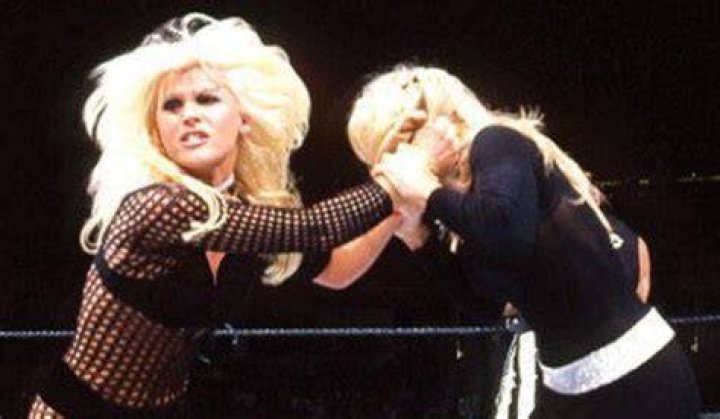 10 WWE Women's Wrestling Match Types We Will Never See Again