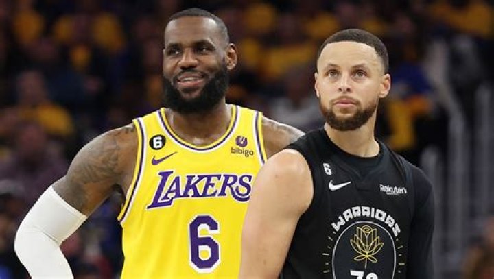 39-Year-Old LeBron James Ends 2023 High and Way Above Fellow Veteran Stephen
Curry in Elite NBA List