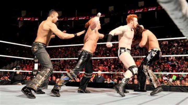 3MB vs Sheamus WWE Raw