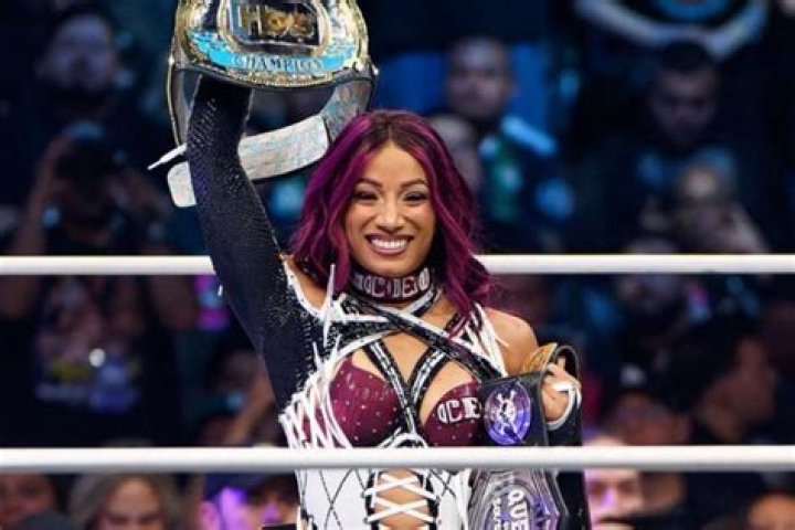4 Possible Opponents for Sasha Banks if She Makes Her AEW Debut at All In