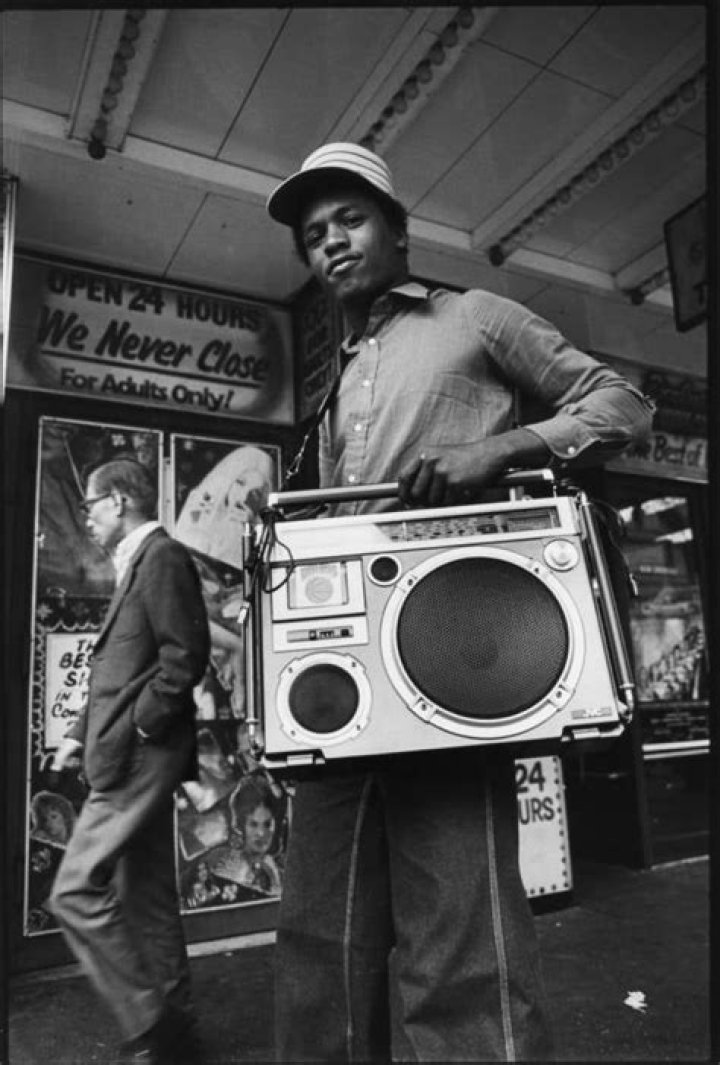 80s HipHop In 44 Vintage Pictures From Its Golden Age