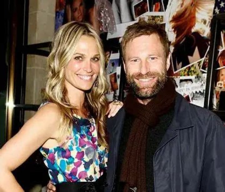 Aaron Eckhart's Wife: A Deep Dive Into Their Relationship And Family Life