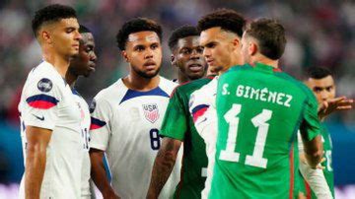 Absolute Chaos! USA Soccer Match Suspended by Referee After Multiple Cards and
Fights Unfold on the Pitch