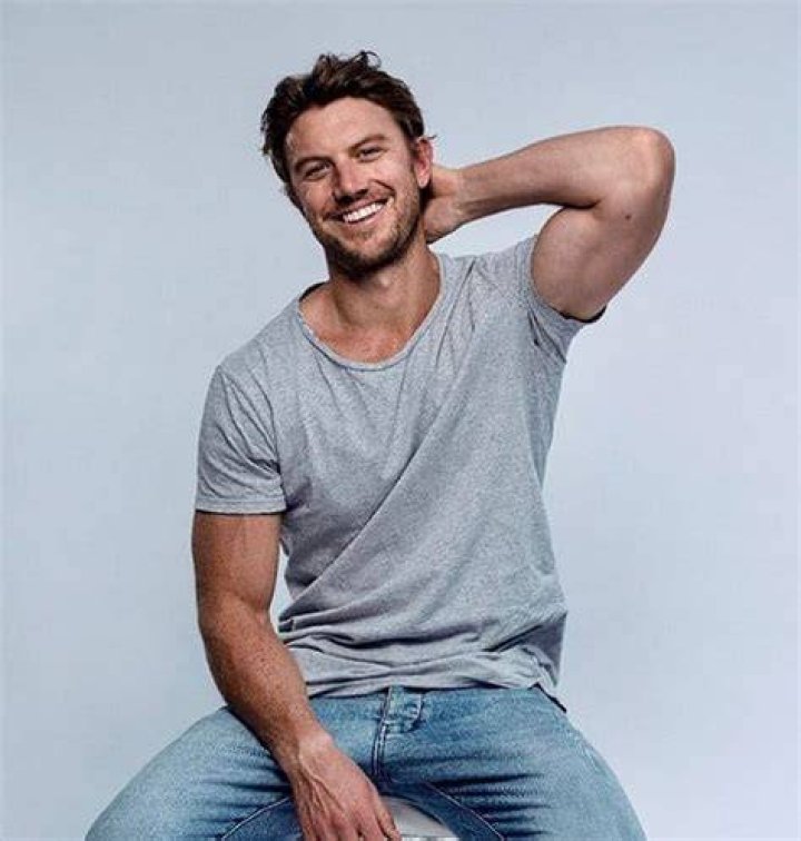 Adam Demos Biography, Age, Wiki, Height, Weight, Girlfriend, Family & More