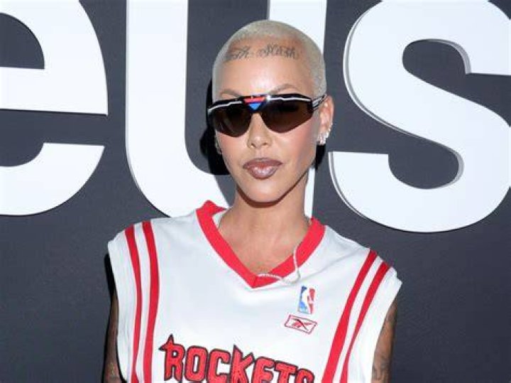 Amber Rose Debuts New Long Hair During Quarantine