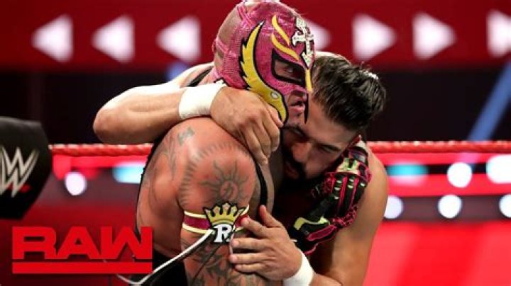 Andrade v Rey Mysterio Raw January 20, 2020 Cropped