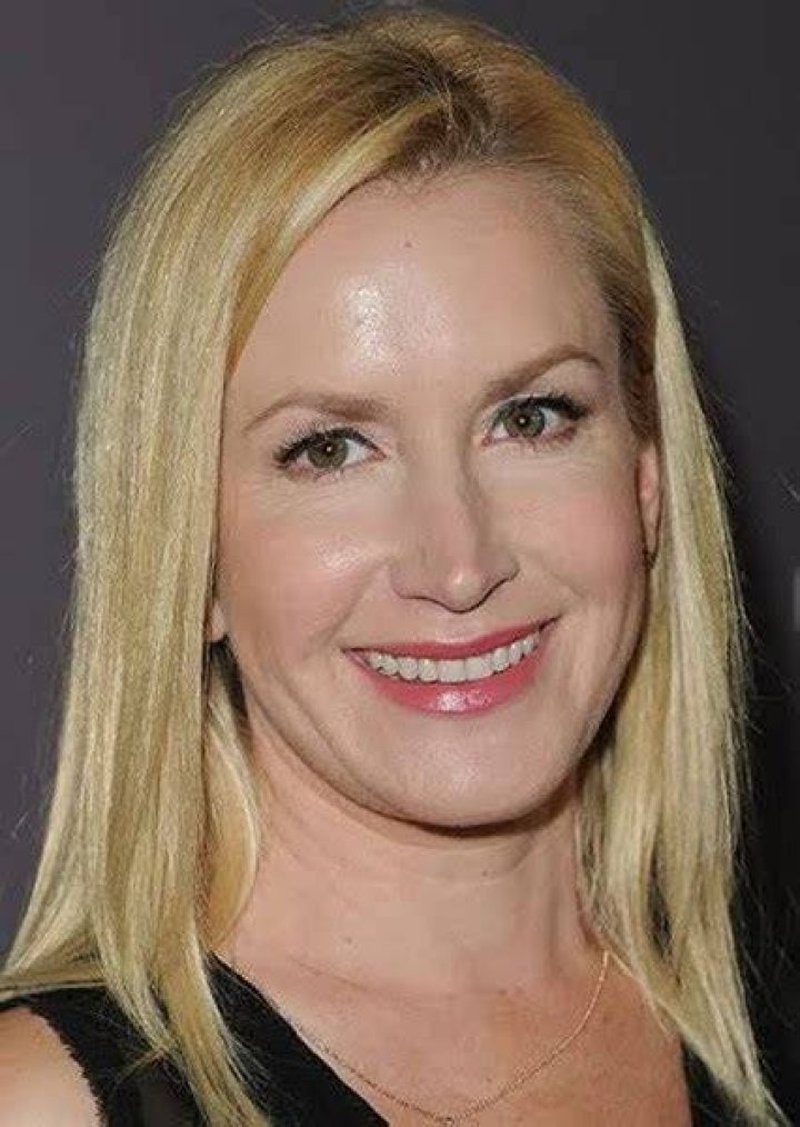 Angela Kinsey Fan Casting