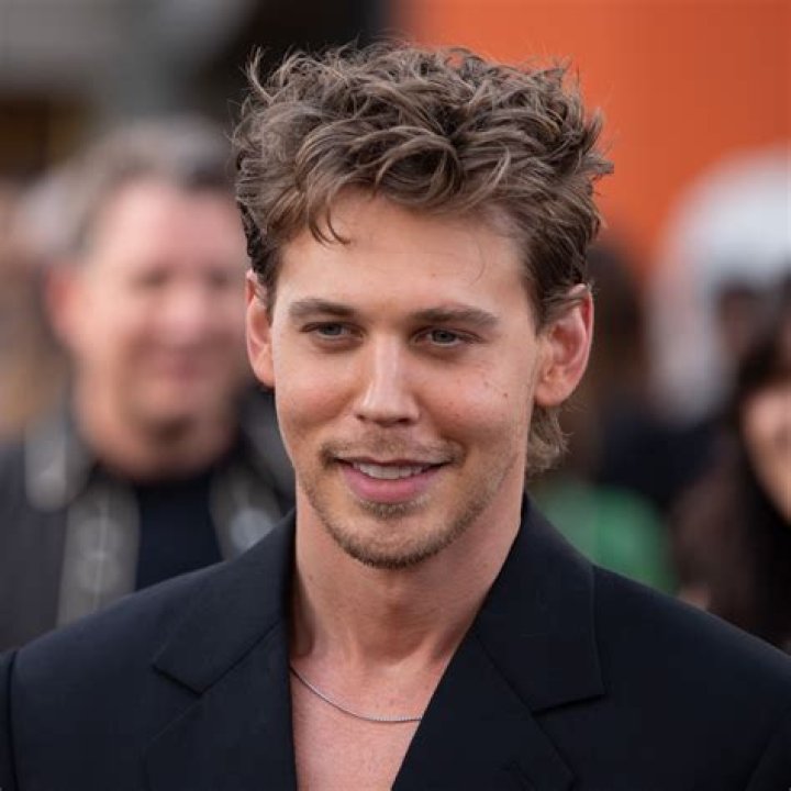 Austin Butler as Humphrey in Stardust