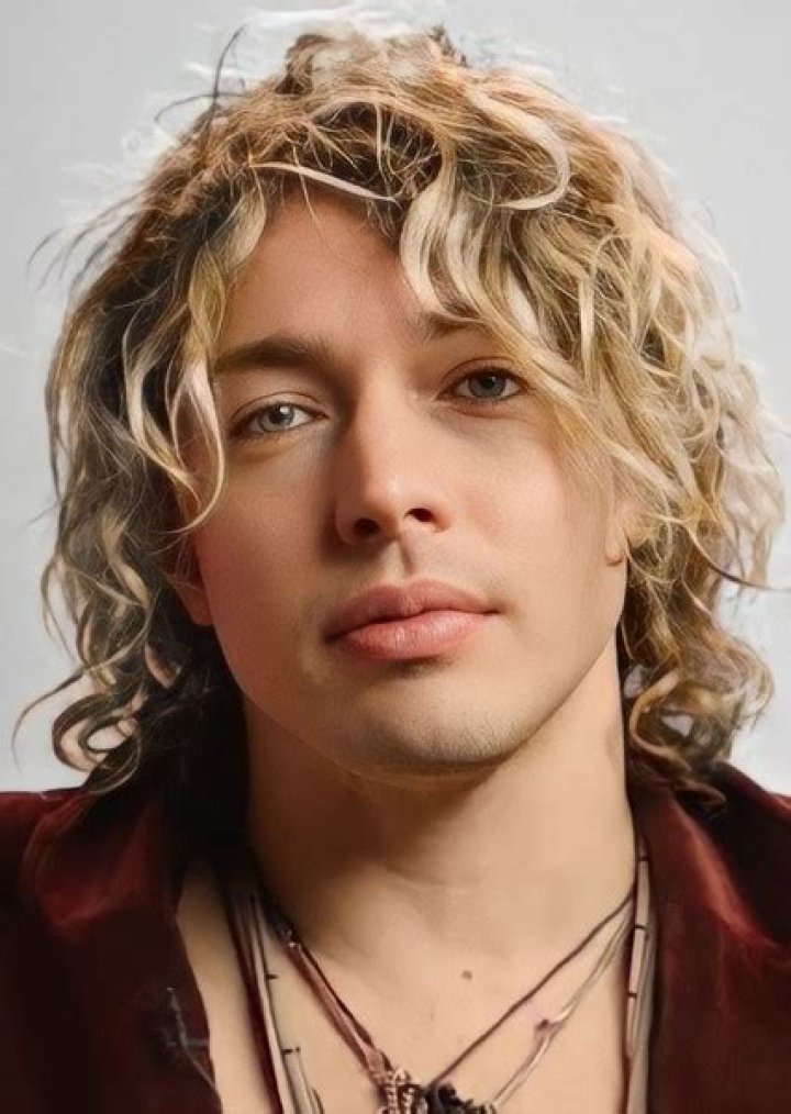 Barns Courtney Fan Casting