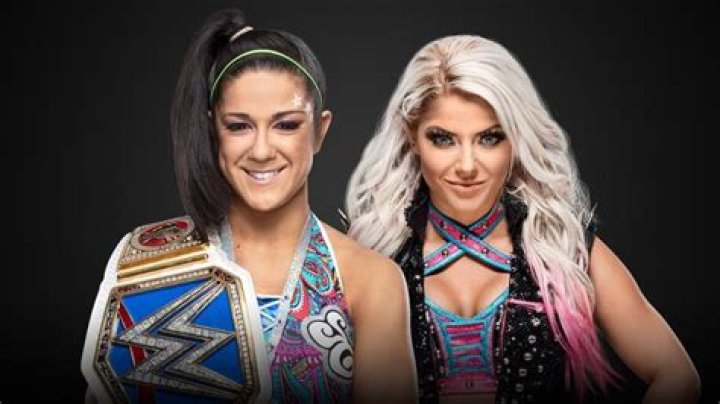 Bayley v Alexa Bliss Extreme Rules 2017 Cropped