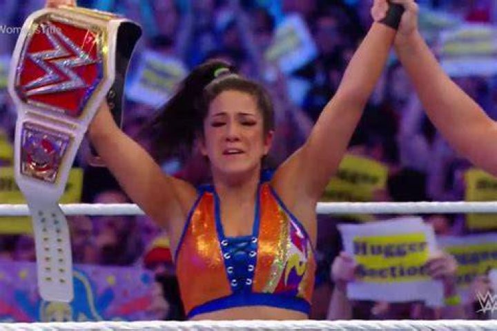 Bayley WrestleMania 33 Cropped