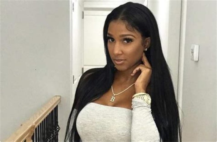 Bernice Burgos Daughter Ashley Burgos Wiki, Age, Father, Sister Amarie
