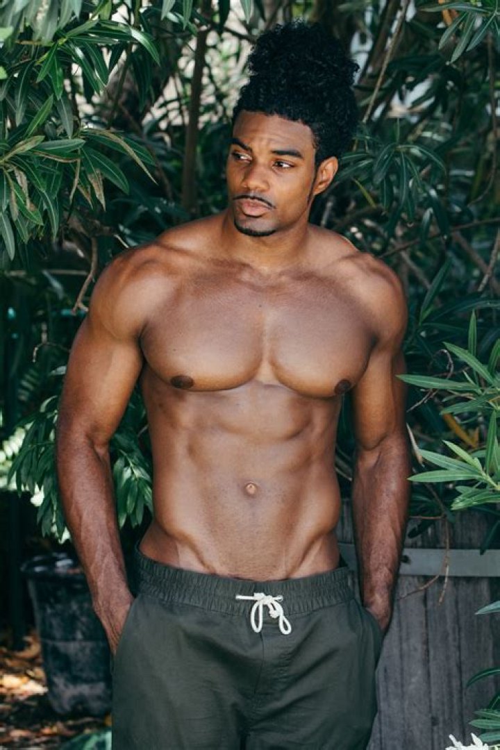 Best Shirtless Sexy Men Photos Of 2017 Essence
