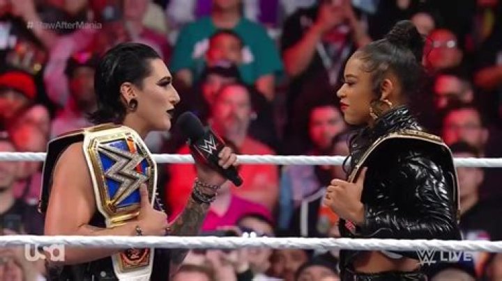 Bianca Belair Rhea Ripley Gauntlet match