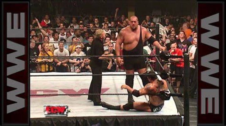 Big Show v Batista August ECW August 1, 2006 Cropped