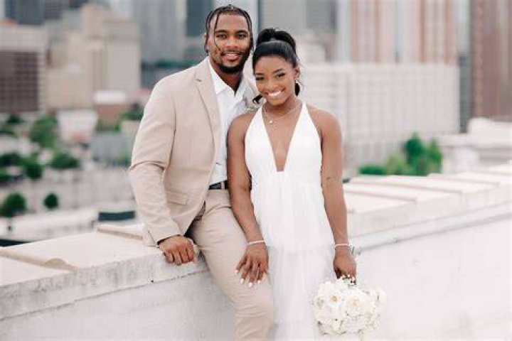 Boasting a $16 Million Net Worth, Is Simone Biles Richer Than Her Husband
Jonathan Owens?