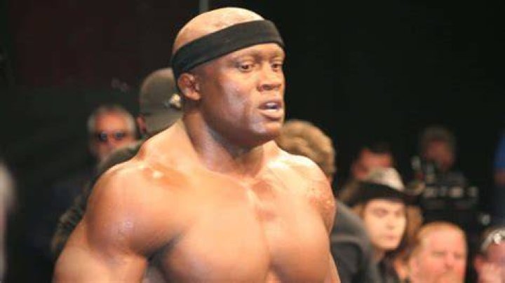 bobby lashley wearing a headband