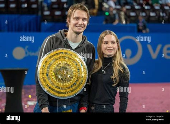 Bublik Girlfriend: The Rising Star In The World Of Social Media