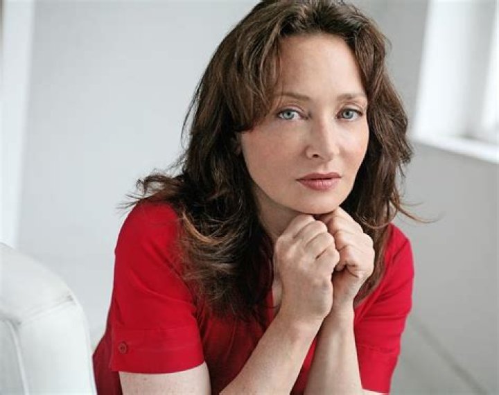Catherine Lloyd Burns Photo on myCast