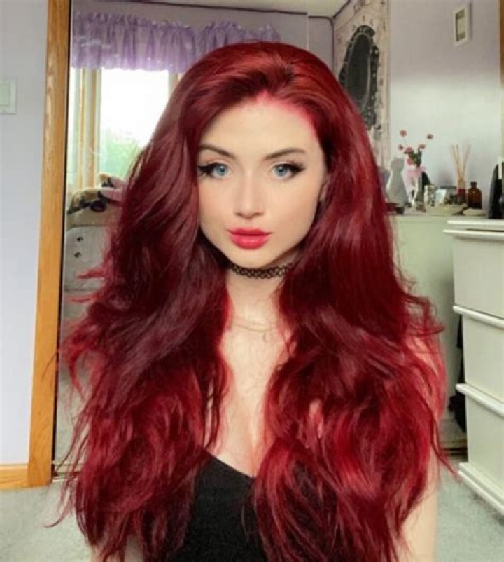Celestia Vega Biography, Age, Family, Twitch, Net Worth, Height & Weight
