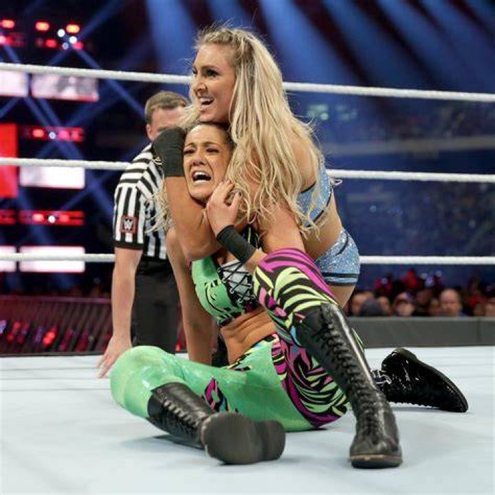 Charlotte Flair vs. Bayley