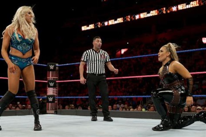 Charlotte Flair vs. Natalya