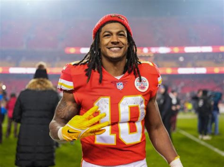 Chiefs’ Isiah Pacheco Watches His Helmet Flying Off After Bradley Chubb’s Brutal
Blow Hits His Head