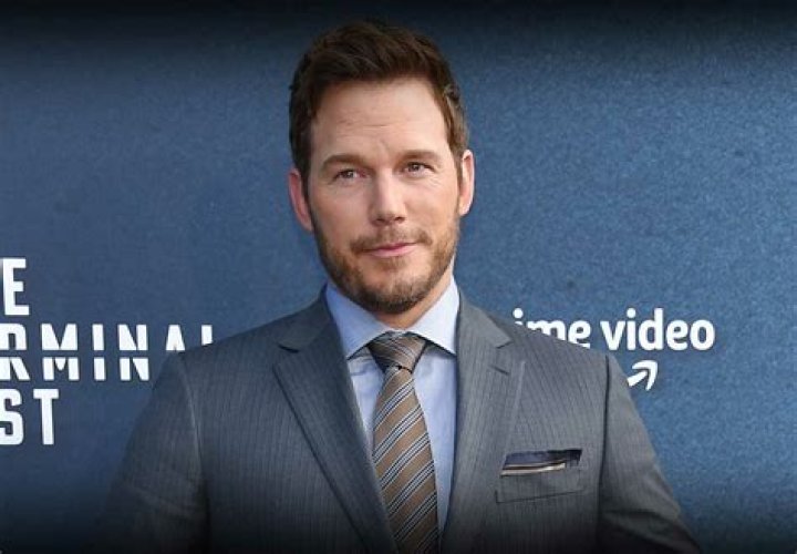 Chris Pratt as Emmet/Rex in The Lego Movie 2