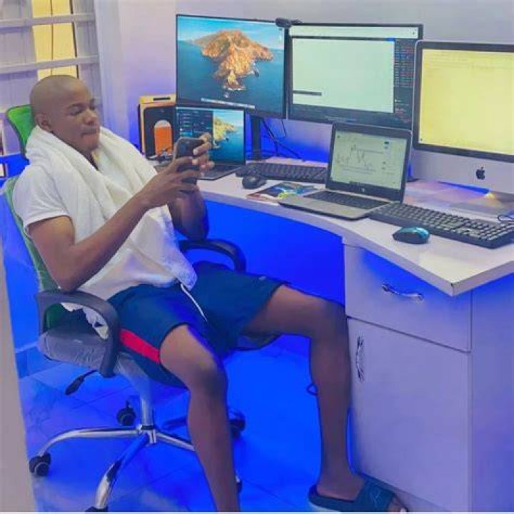 Damilare Ogundare (Habby Forex)'s net worth, cars, houses, and bio ⋆