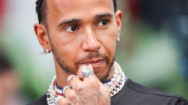 Defiant Lewis Hamilton Once Blatantly Ignored Father’s “Marriage” Advice to
Pursue His Dream