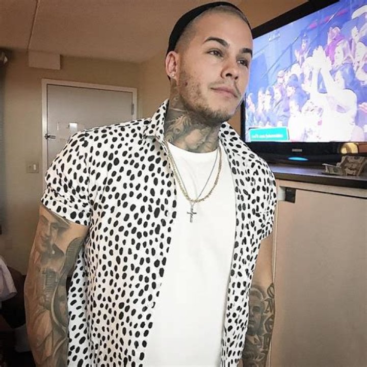 Derek Deso Girlfriend, Age, Net Worth, Instagram, Prank Videos, Bio