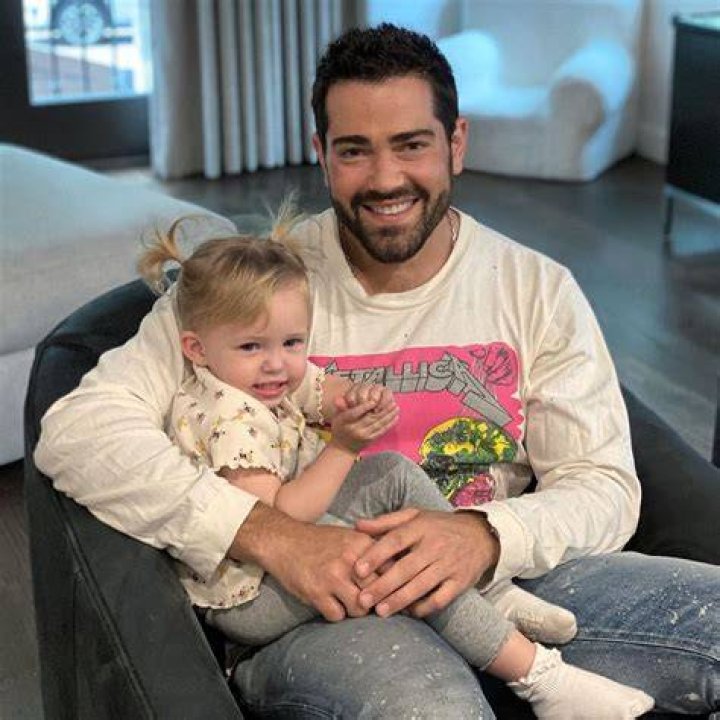 Does Jesse Metcalfe Have A Family?