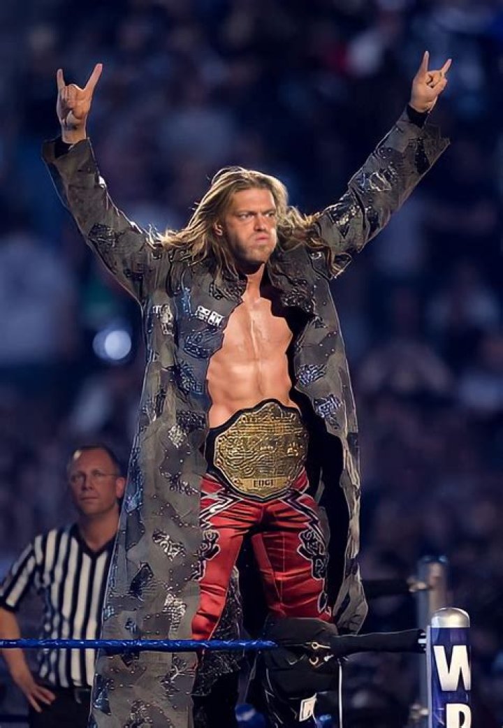 Edge with the World Heavyweight Championship