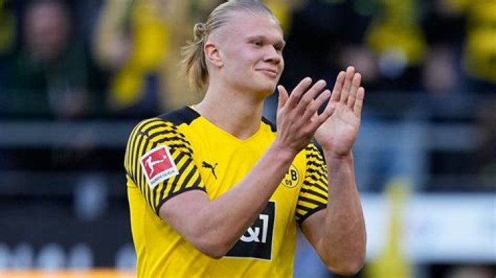 Erling Haaland Age, Height, Family, Religion, Girlfriend & Net Worth 2023