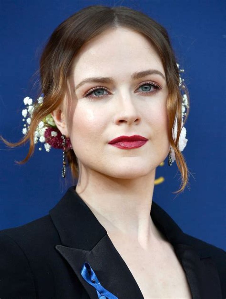 Evan Rachel Wood as Sweet But Psycho in Just Dance: The Movie