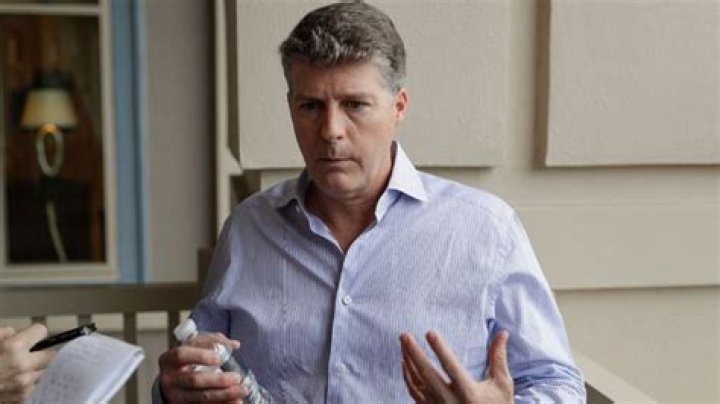 Everything to Know About Billionaire Pilot and Yankees Owner Hal Steinbrenner:
Net Worth, Ethnicity, Background, and More