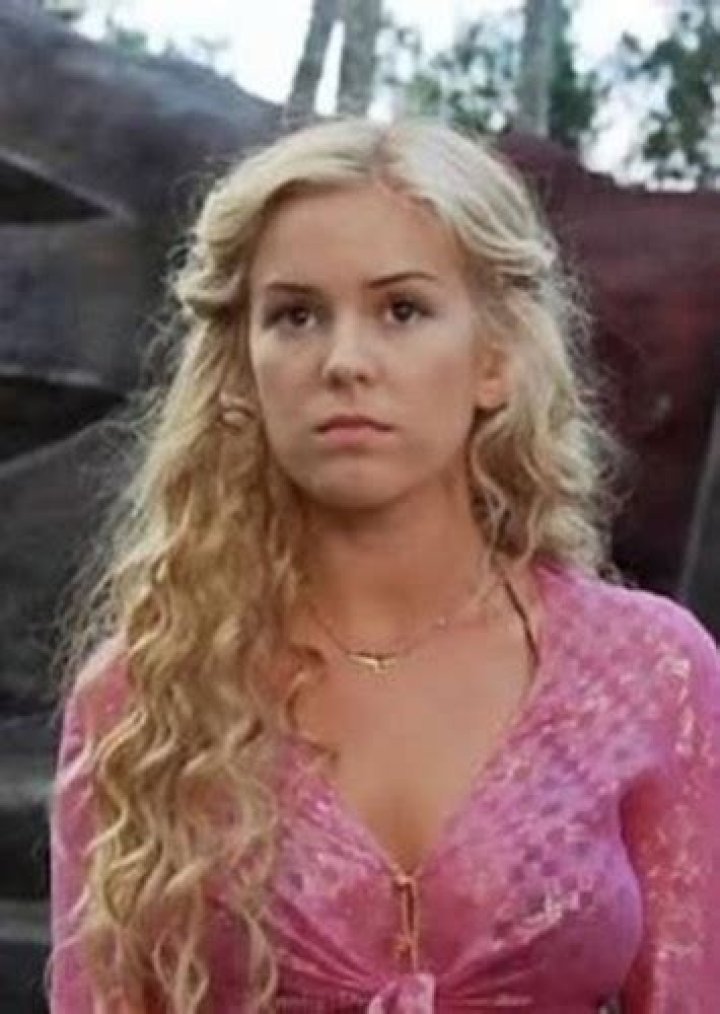 Fan Casting Amanda Peterson as Mary Jane in Scooby-Doo! (1980's) on myCast