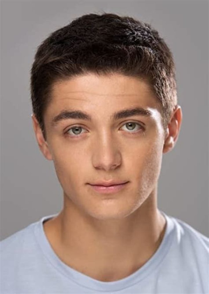 Fan Casting Asher Angel as Eli Goldsworthy in Degrassi on myCast