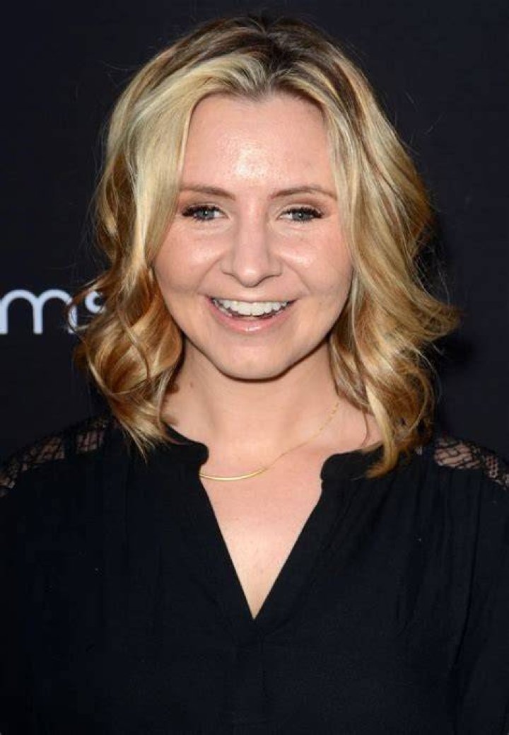 Fan Casting Beverley Mitchell as Saw in Hottest Actress by Franchise on myCast