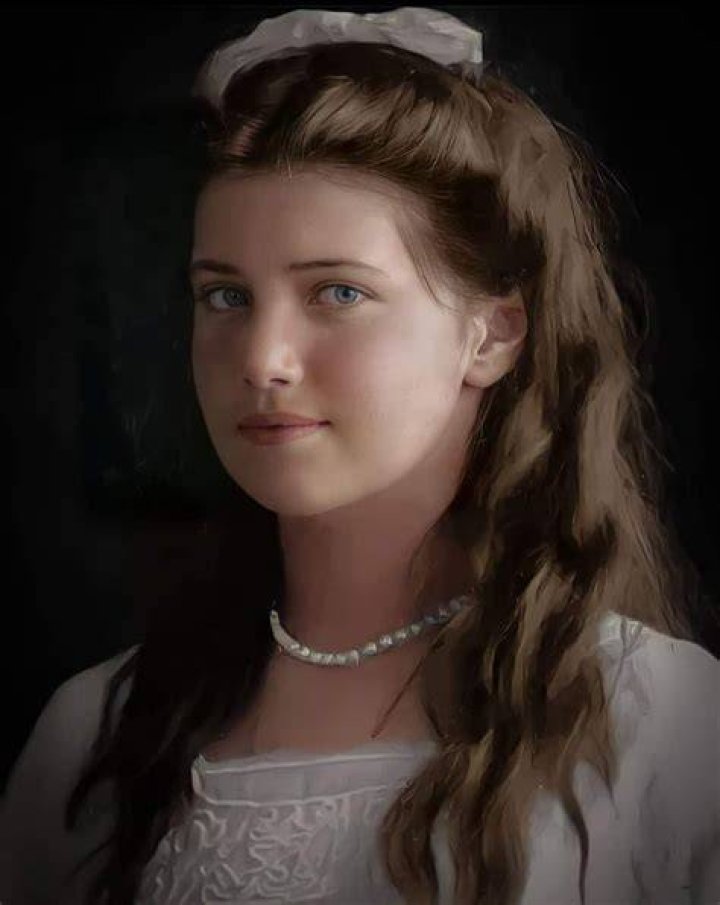 Fan Casting Dasha Taran as Grand Duchess Maria Romanov in Anastasia on myCast