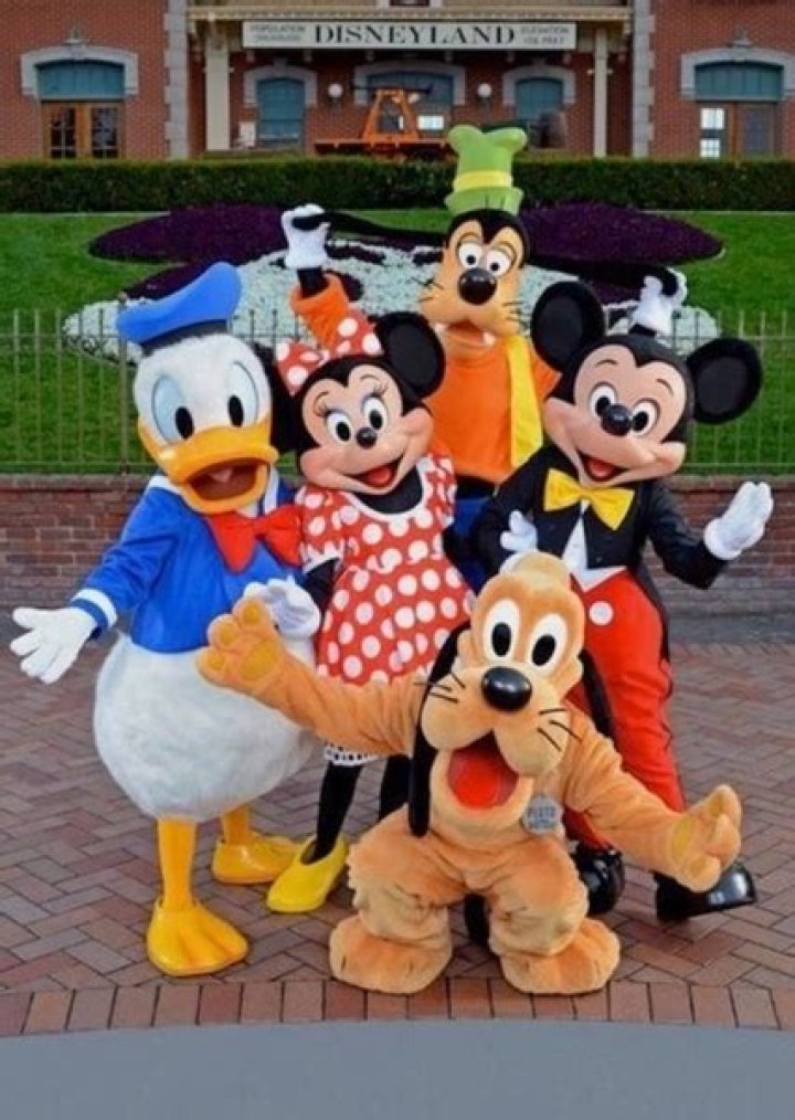 Fan Casting Deck the Halls as The Mickey's Fun Songs Crew in Song Face Claims Sorted by Artists on myCast