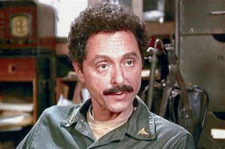 Fan Casting Dustin Hoffman as Dr. Sidney Freedman in M*A*S*H on myCast