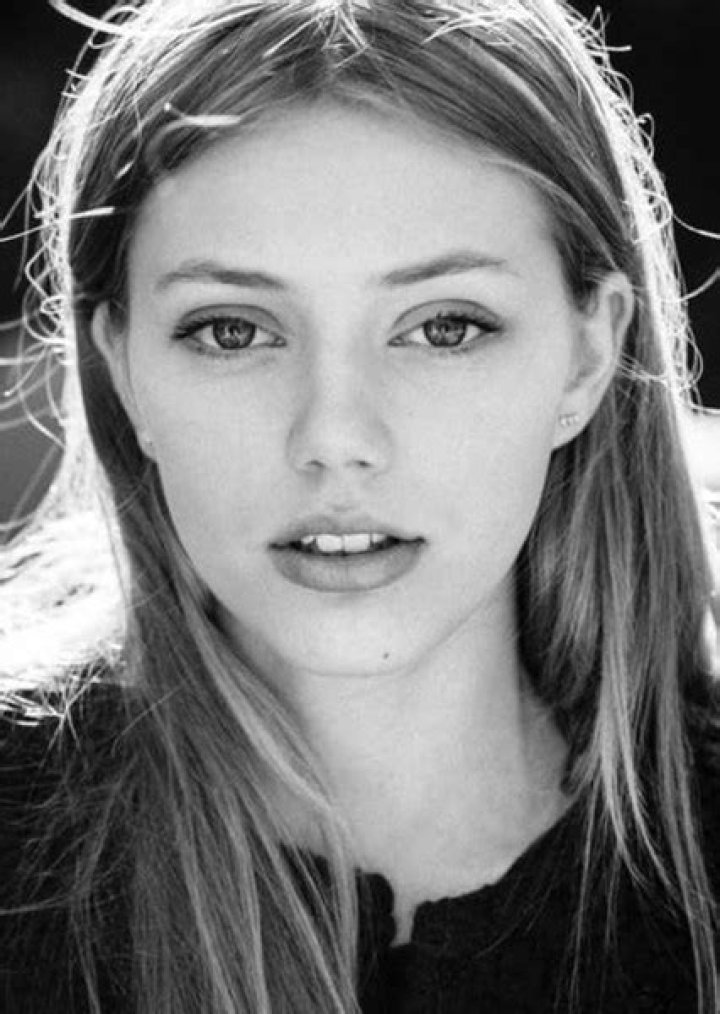 Fan Casting Grace Van Dien as Nadia Zhabin in The Grisha Trilogy on myCast