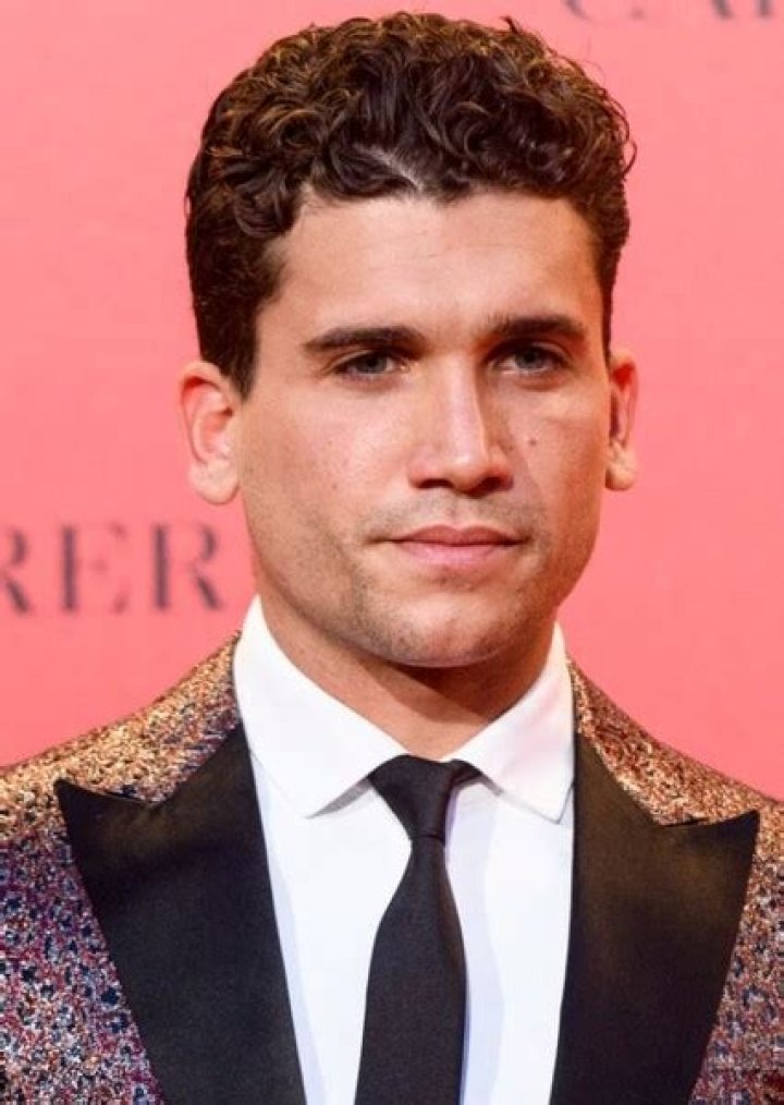 Fan Casting Jaime Lorente as Manny Ray in Scarface Remake on myCast