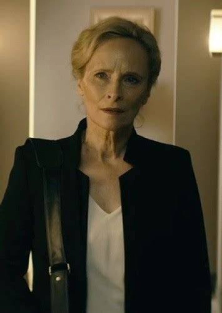 Fan Casting Michelle Pfeiffer as Grace Mallory in The Boys Film Series (2019-2022) on myCast
