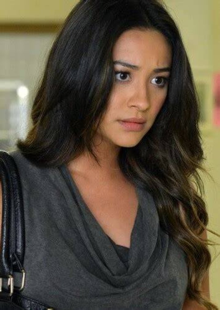 Fan Casting Naya Rivera as Emily Fields in Pretty Little Liars on myCast