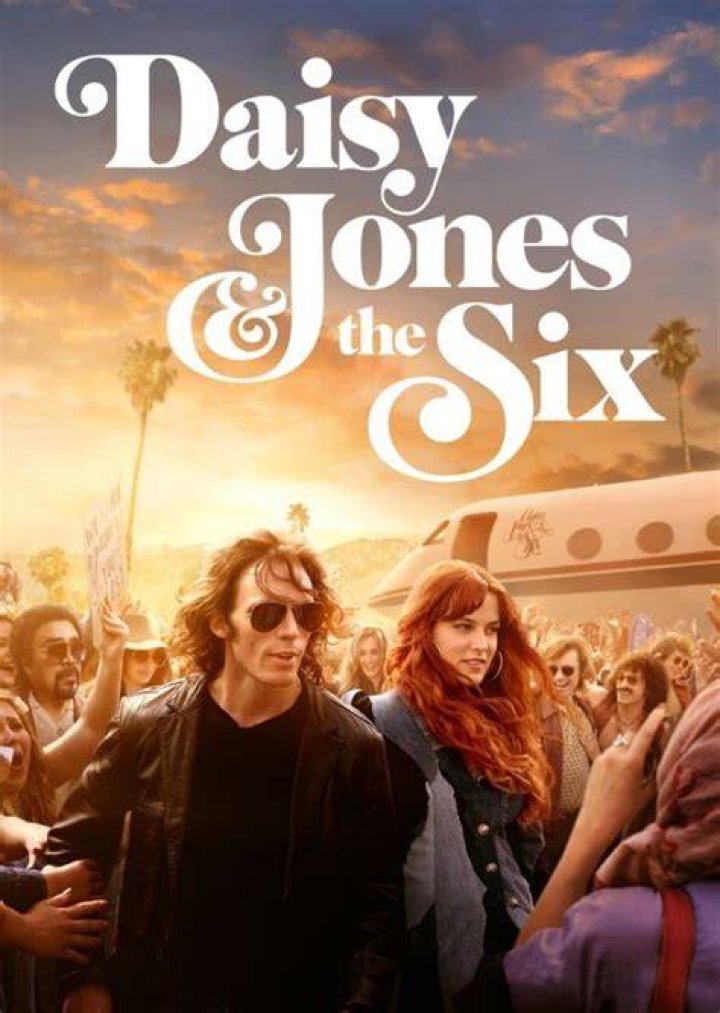 Fan Casting Nicholas Hoult as Graham Dunne in Daisy Jones and The Six on myCast