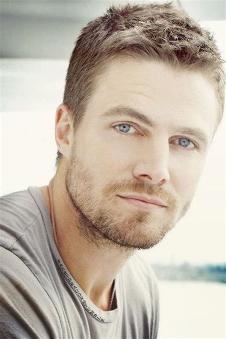 Fan Casting Stephen Amell as Patrick Templeman in The Hating Game on myCast