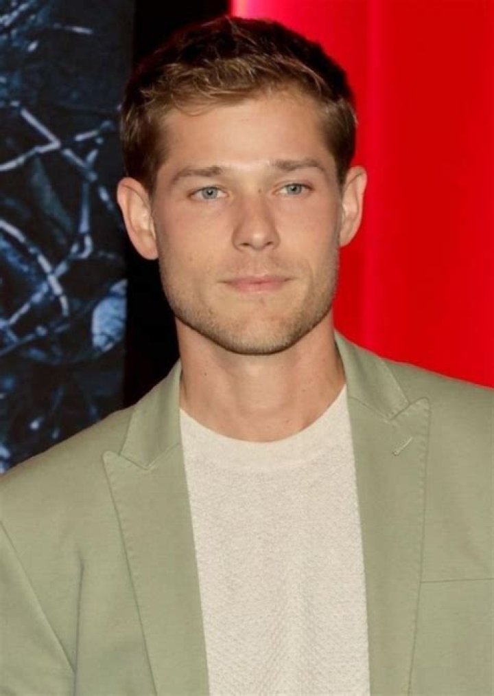 Fan Casting Stranger Things as Mason Dye in Things these actors have been in on myCast